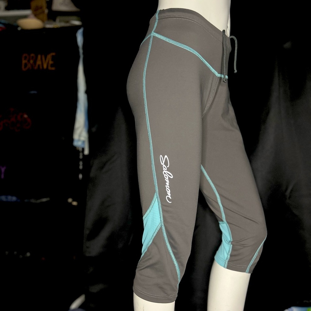 Salomon Charcoal and Aqua Capri Leggings